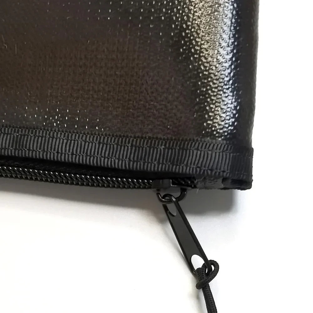 Fireproof and waterproof pouch secure your cash and documents, ensuring safety during disasters and emergencies.